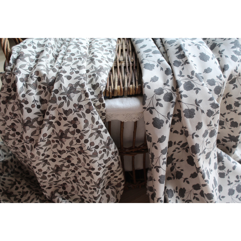 Popeline de coton douce imprimé exclusif Pinku / SWEET