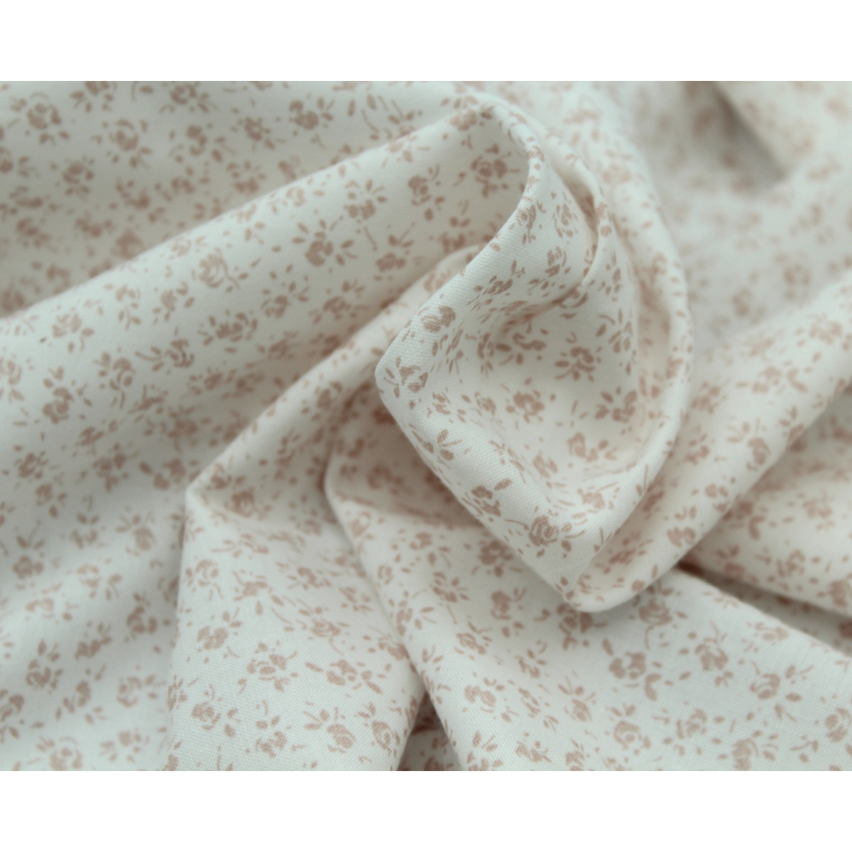 Popeline de coton douce coloris fleuri rose poudré fond lait qualité SWEET Tissus issus de l'agriculture biologique  - 6