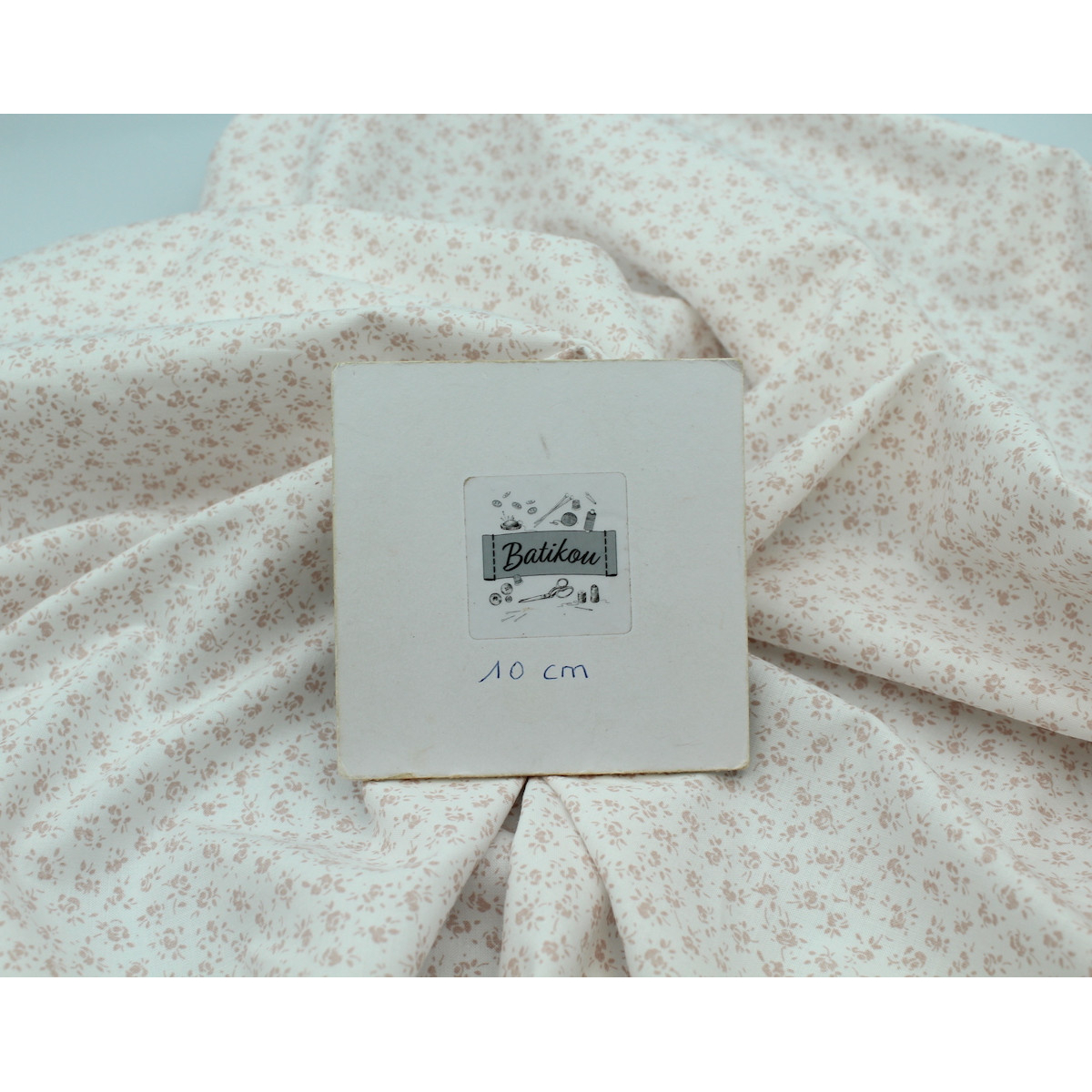 Popeline de coton douce coloris fleuri rose poudré fond lait qualité SWEET Tissus issus de l'agriculture biologique  - 7