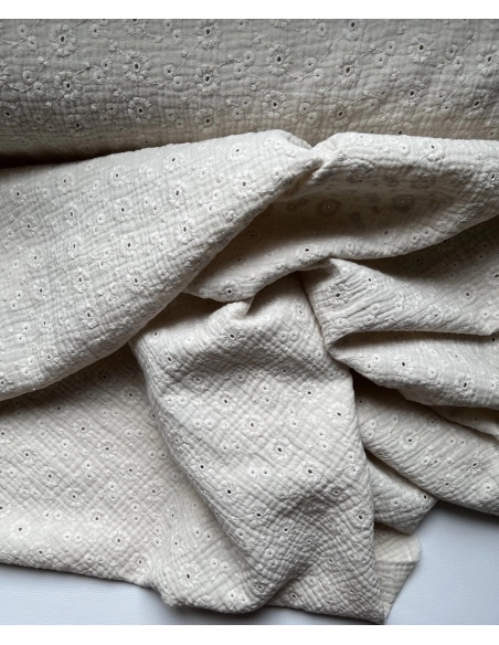 Double gaze de coton Suzy brodée coloris écru Qualité Oeko-tex - 6