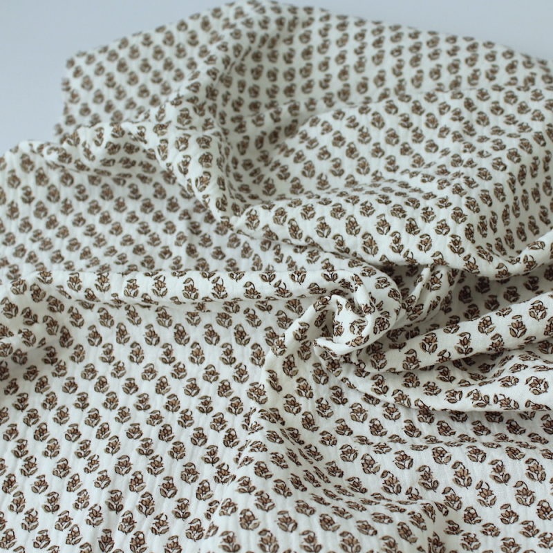 Aria -Double gaze de coton blanc cassé à motifs petites fleurs façon hand block