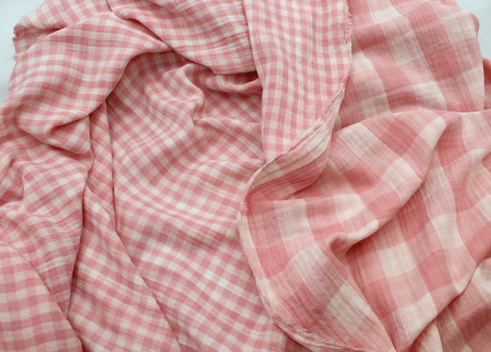Double gaze de coton double face réversible vichy rose malabar Tissus issus de l'agriculture biologique  - 6