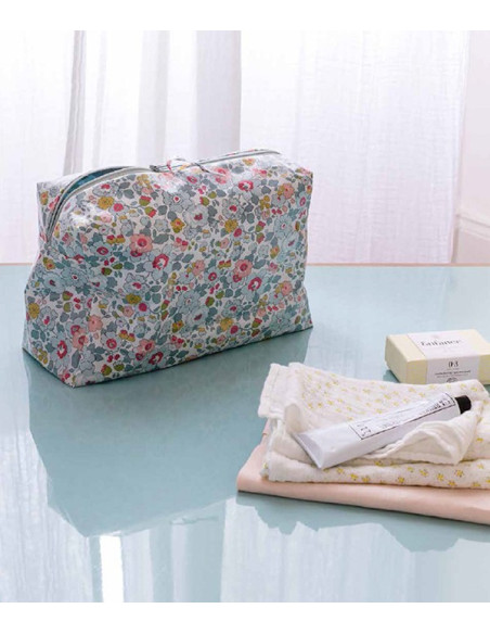 Livre Patrons de couture Tome 2 intemporels pour bébés