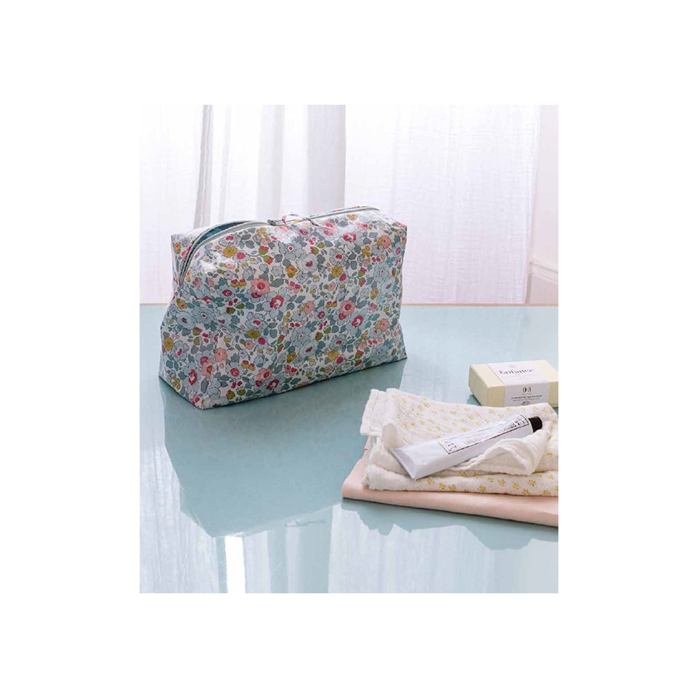 Livre Patrons de couture Tome 2 intemporels pour bébés