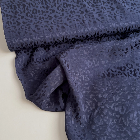 Lea - Viscose tissage jacquard graou / léopard bleu marine Batikou - 1