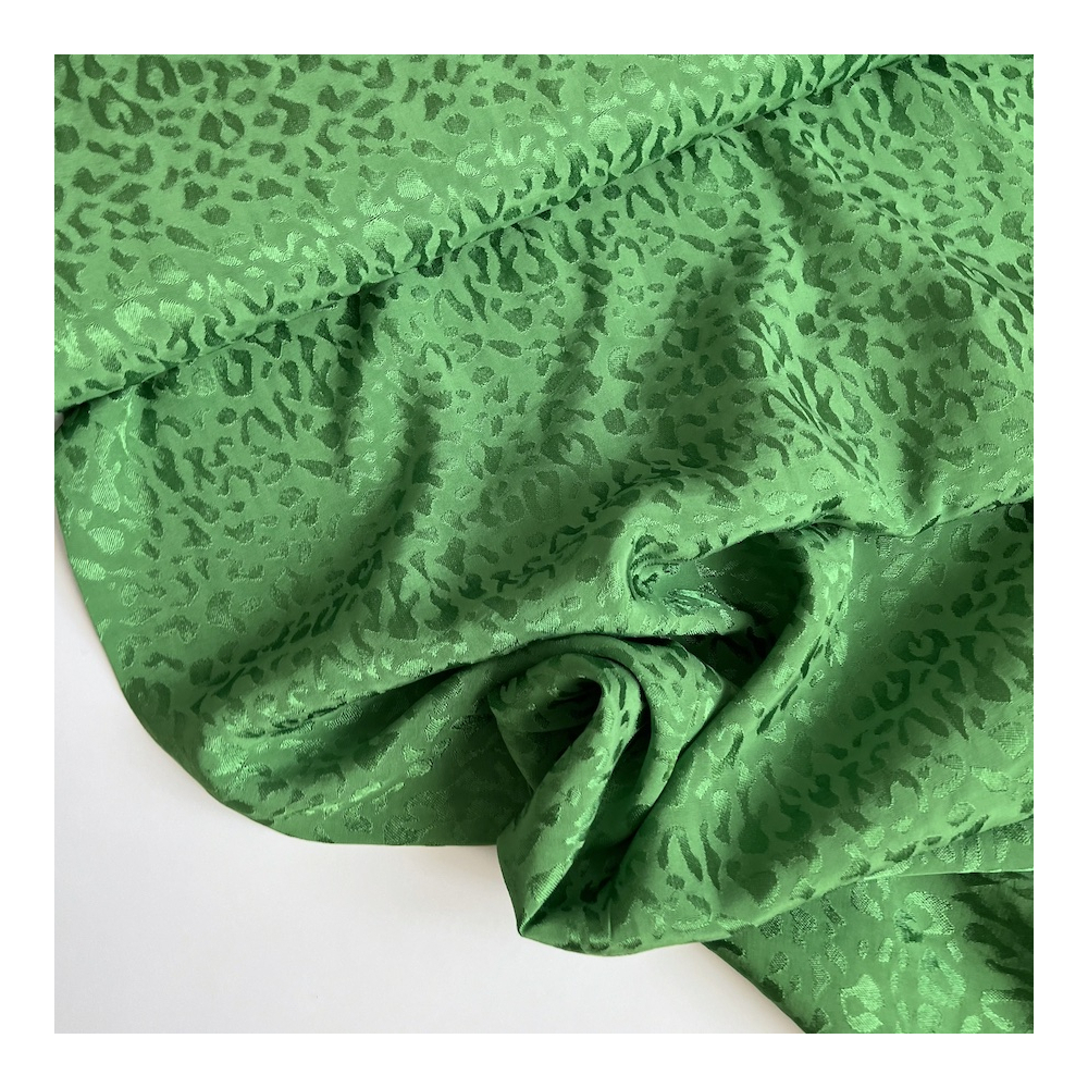Lea - Viscose tissage jacquard graou / léopard vert garden Batikou - 1