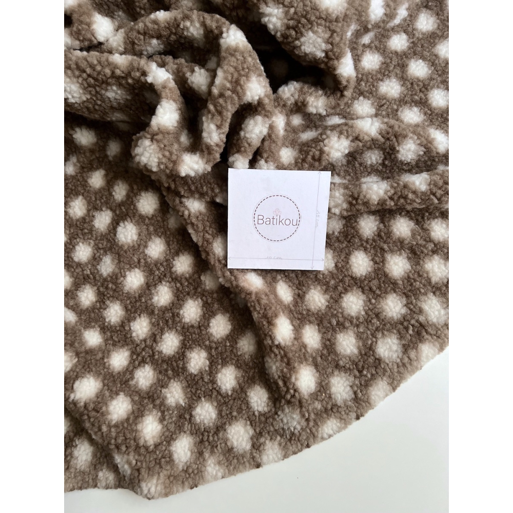 Teddy Sherpa bouclé fond taupe clair motif pois écru Mailles - 3