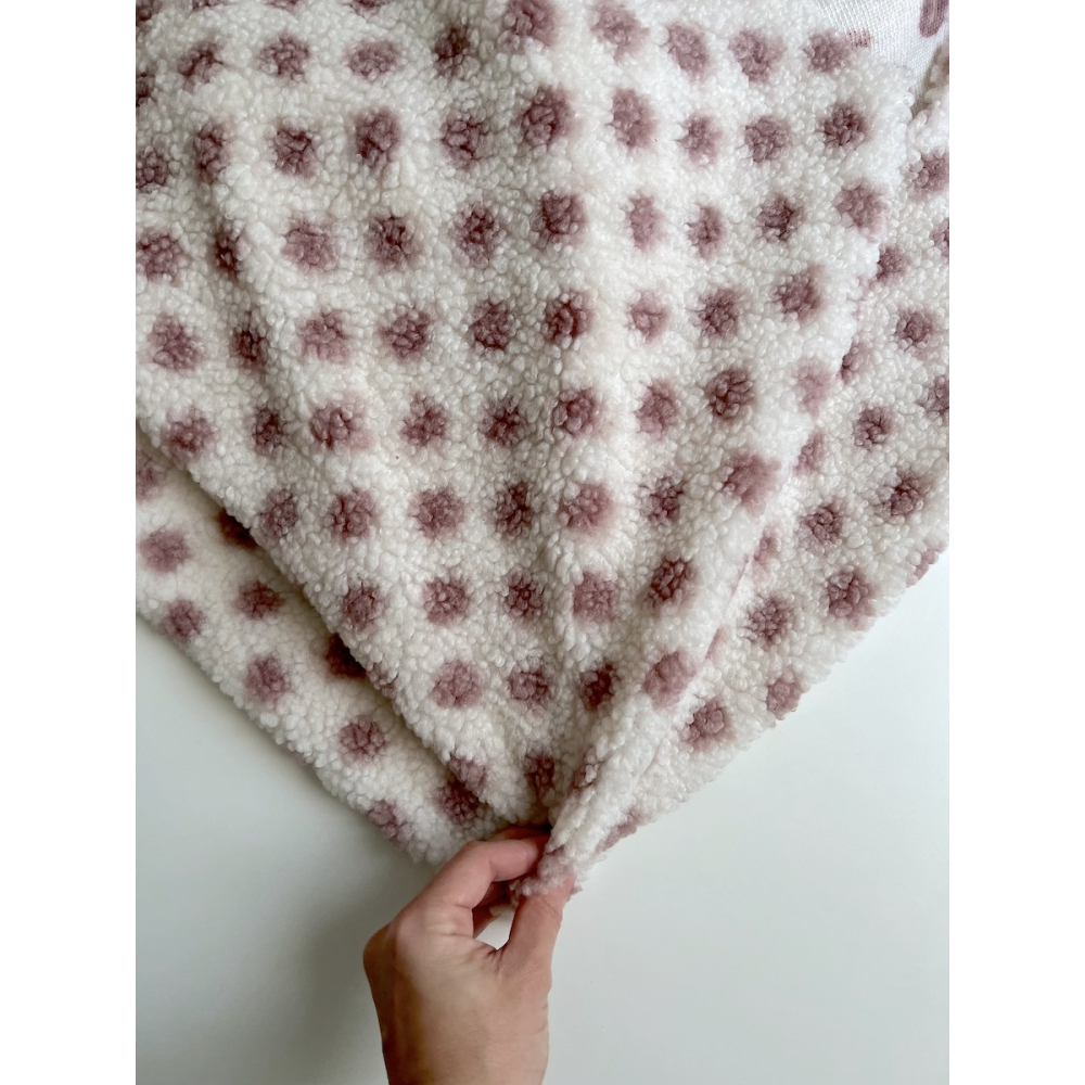 Teddy Sherpa bouclé fond écru clair motif pois vieux rose Mailles - 2