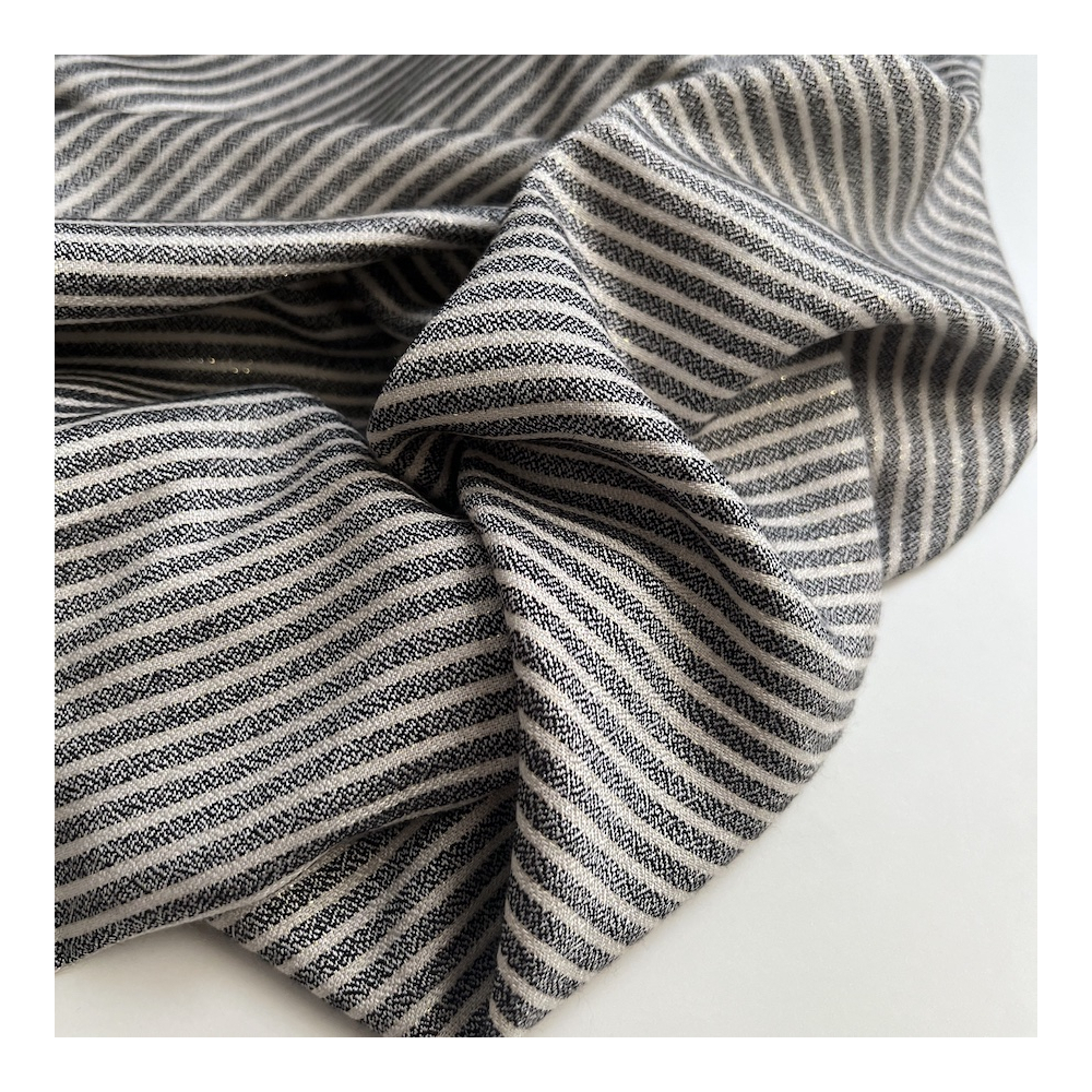 Viscose rayures chinées noires, écru et lurex doré Batikou - 1