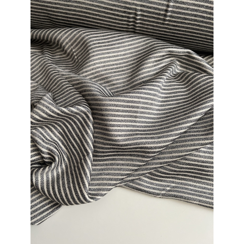 Viscose rayures chinées noires, écru et lurex doré Batikou - 10