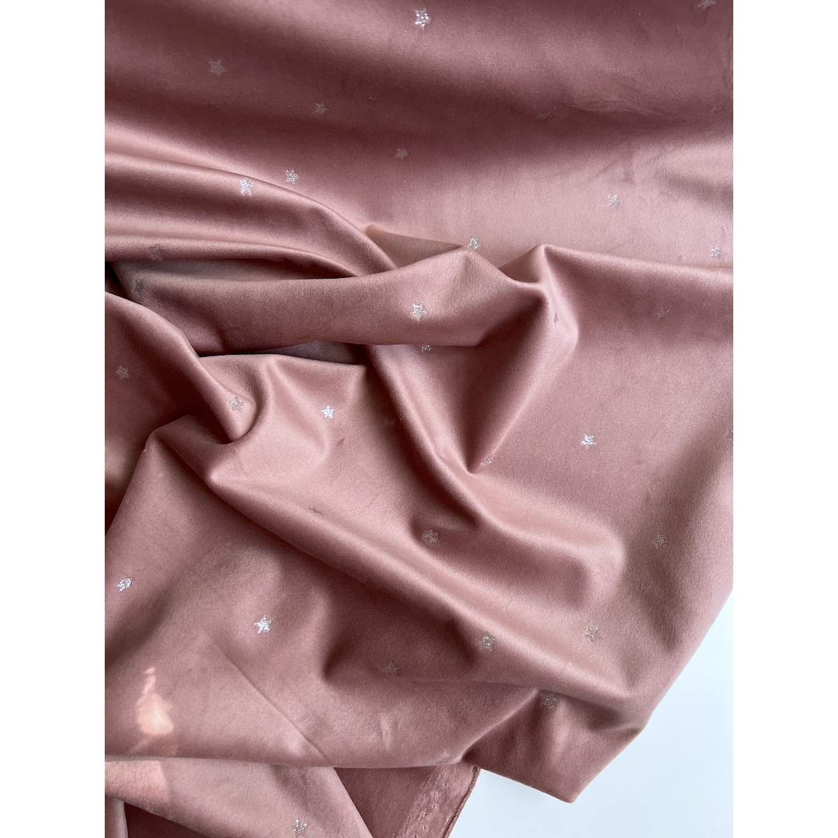 Stella - Velours ras fluide coloris vieux rose nuée d'étoiles argentées Batikou - 7