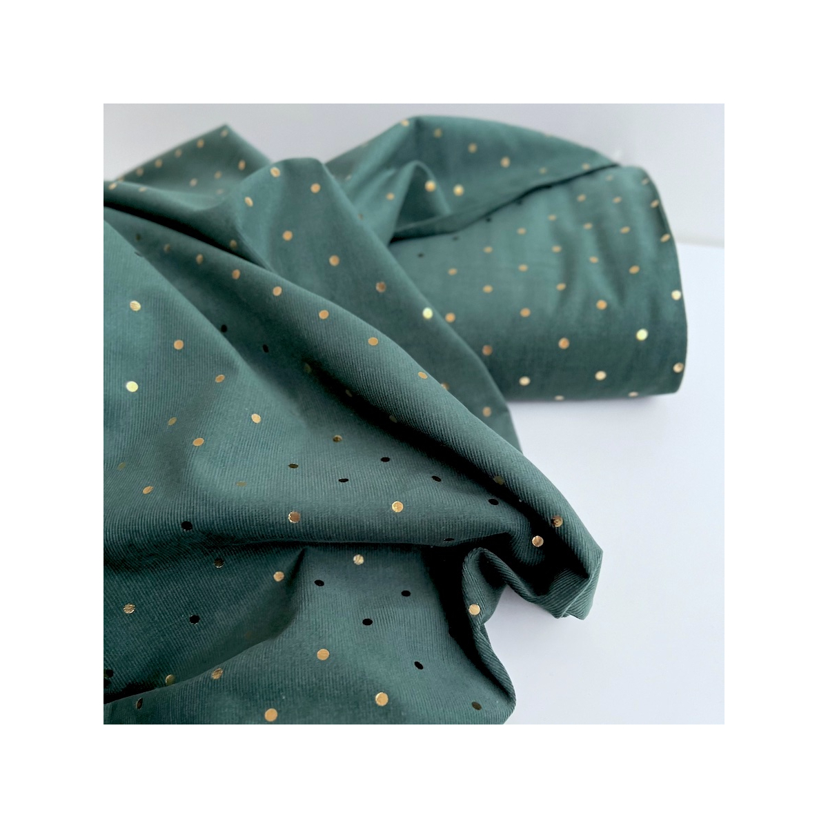 Romane - Velours milleraies coton vert sapin imprimé pois dorés  - 1 Romane - Velours milleraies coton vert sapin imprimé pois dorés  - 1