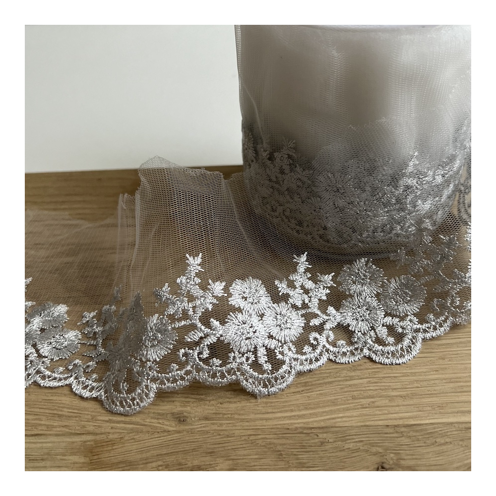 Galon Broderie Argentée sur Tulle 90mm x1m Batikou - 1