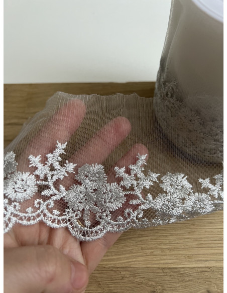 Galon Broderie Argentée sur Tulle 90mm x1m Batikou - 2
