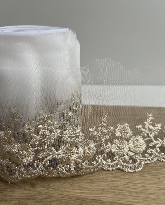 Galon Broderie Or sur Tulle 90mm x1m Batikou - 4