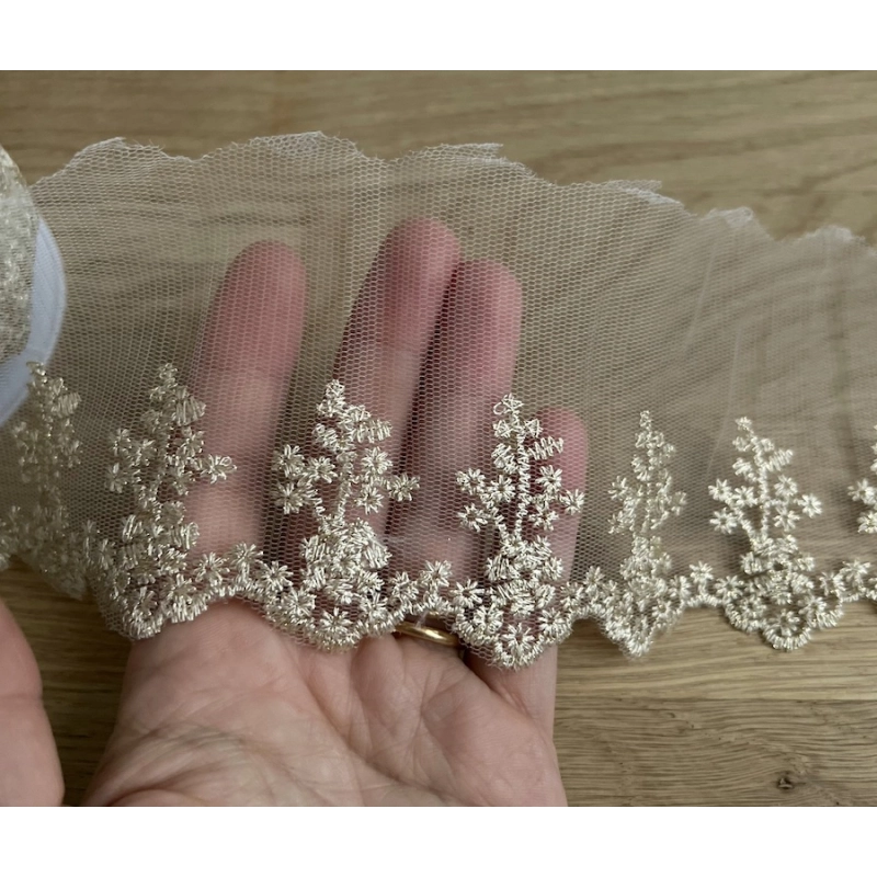 Galon broderie métallique or sur tulle blanc 80mm x1m Batikou - 2