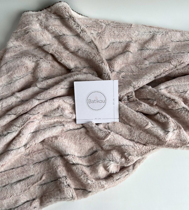 Fausse fourrure luxe coloris rose doux Mailles - 6