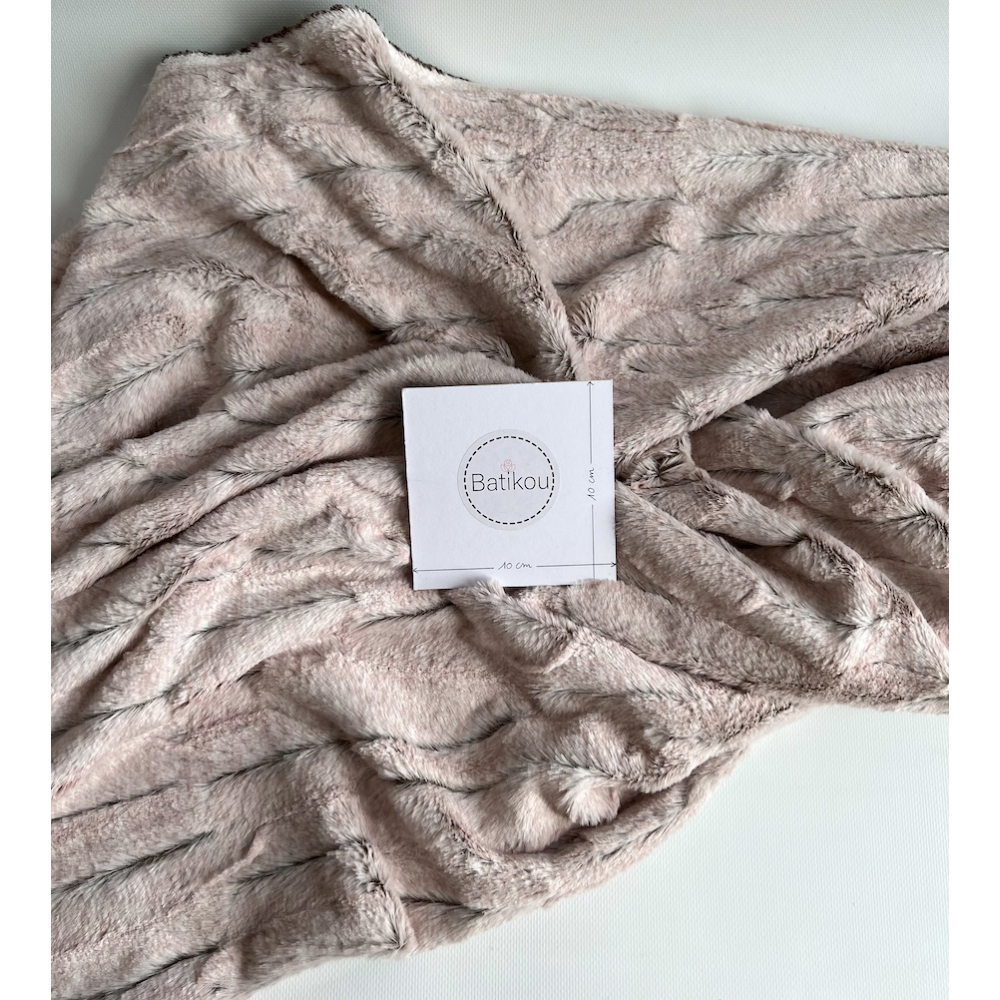 Fausse fourrure luxe coloris rose doux Mailles - 6