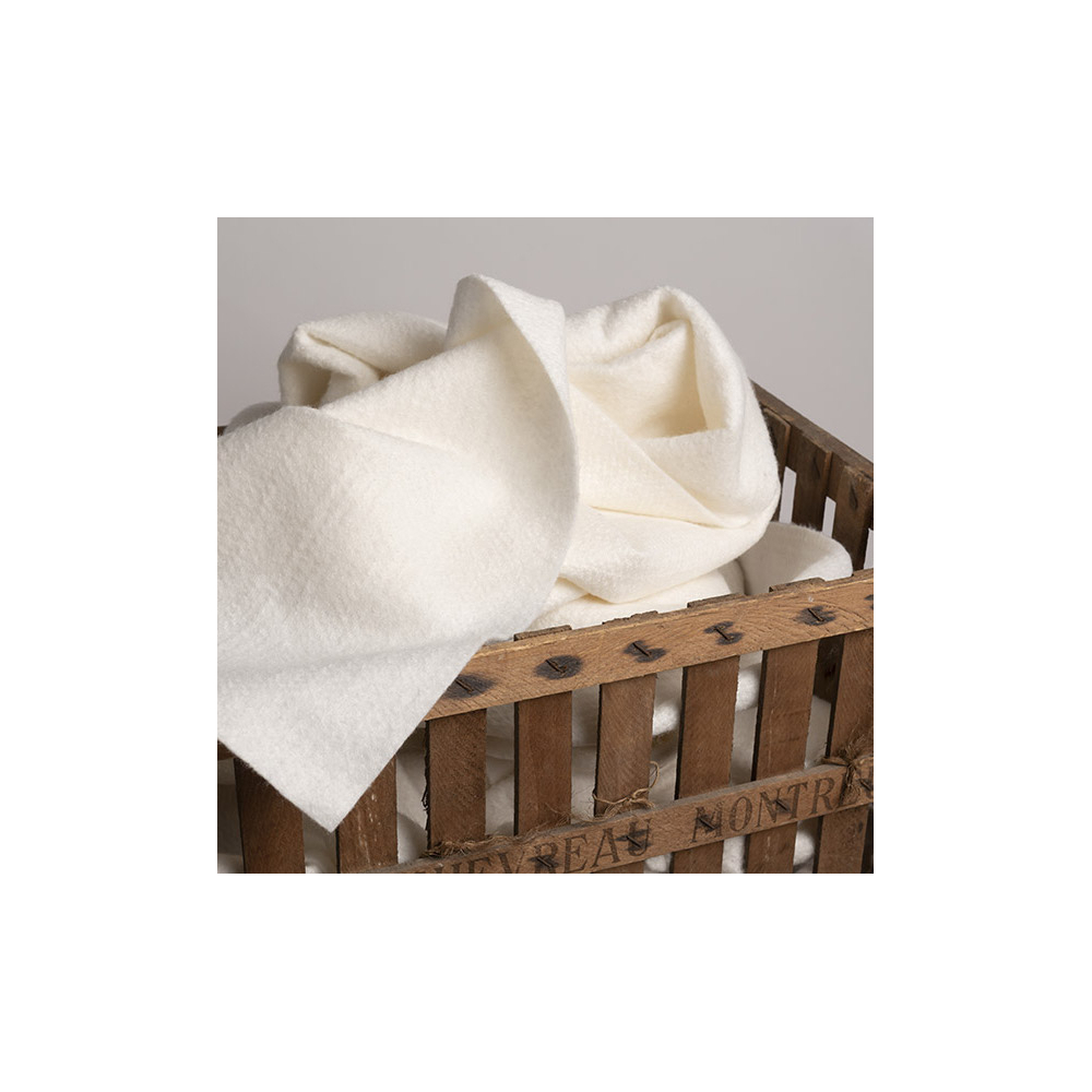 Molleton / ouate bambou sur non tissé Fabriqué en France largeur 125cm PSR Quilt France - 1 Molleton / ouate bambou sur non tissé Fabriqué en France largeur 125cm PSR Quilt France - 1