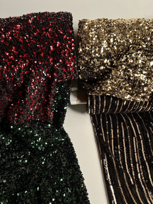 Sequins dorés sur velours noir Batikou - 5