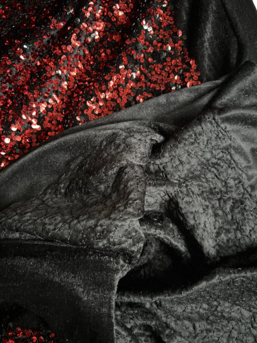 Sequins rouge sur velours noir Batikou - 9