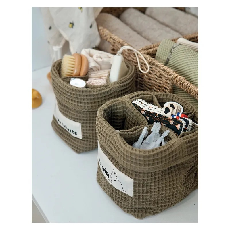 Livre Des cadeaux en couture sans patrons par Huguette Paillettes  - 4