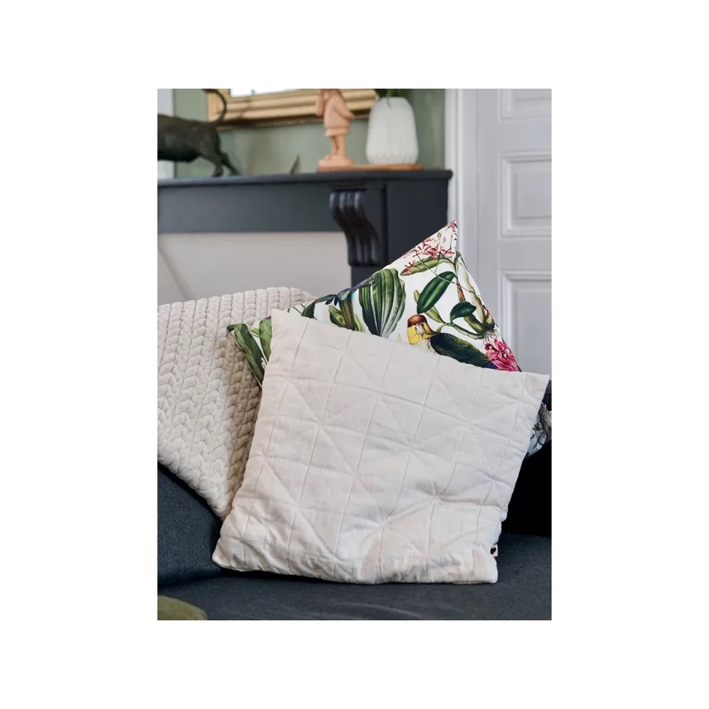 Livre Des cadeaux en couture sans patrons par Huguette Paillettes  - 9