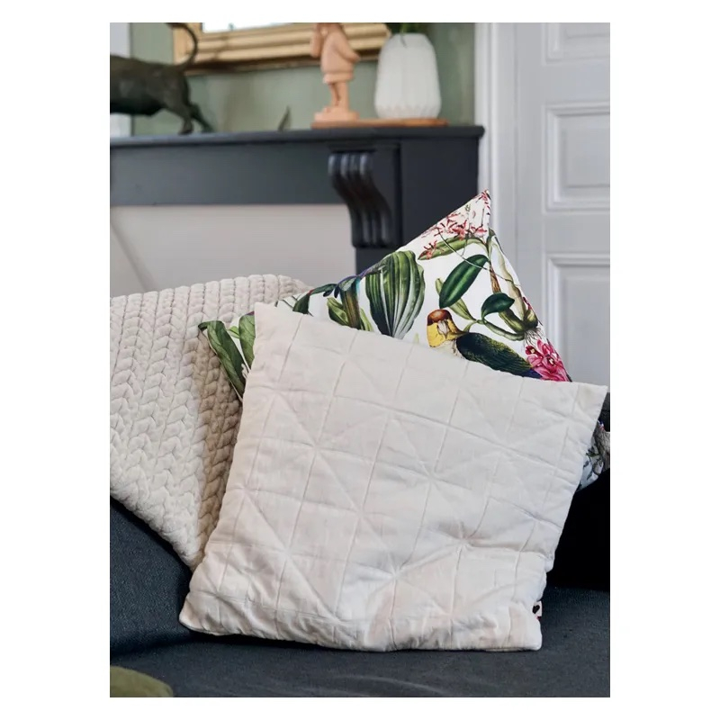 Livre Des cadeaux en couture sans patrons par Huguette Paillettes  - 9