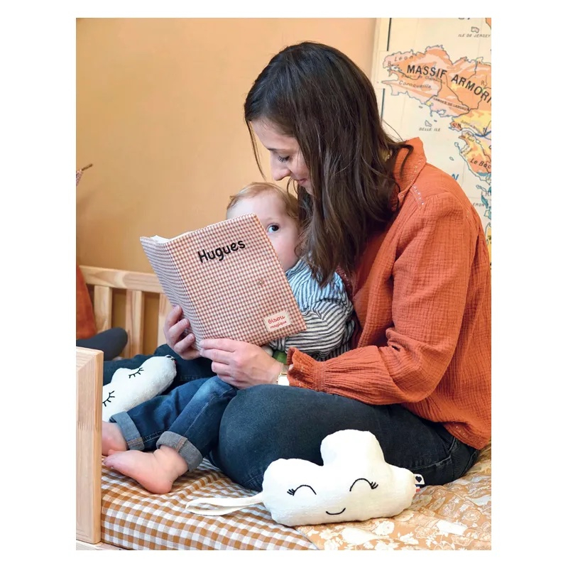 Livre Des cadeaux en couture sans patrons par Huguette Paillettes  - 16