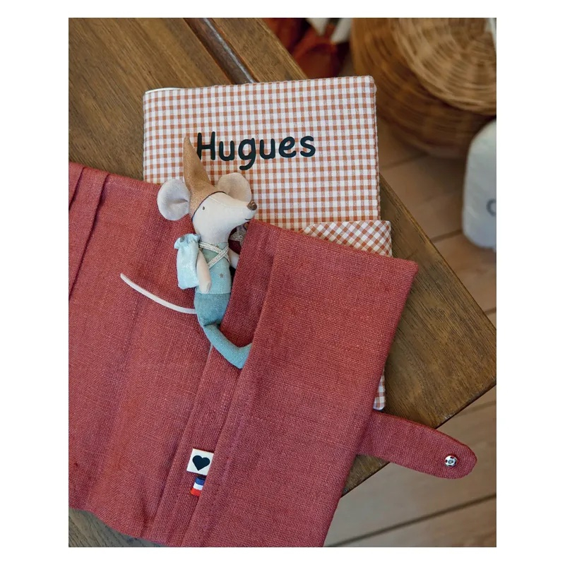 Livre Des cadeaux en couture sans patrons par Huguette Paillettes  - 17