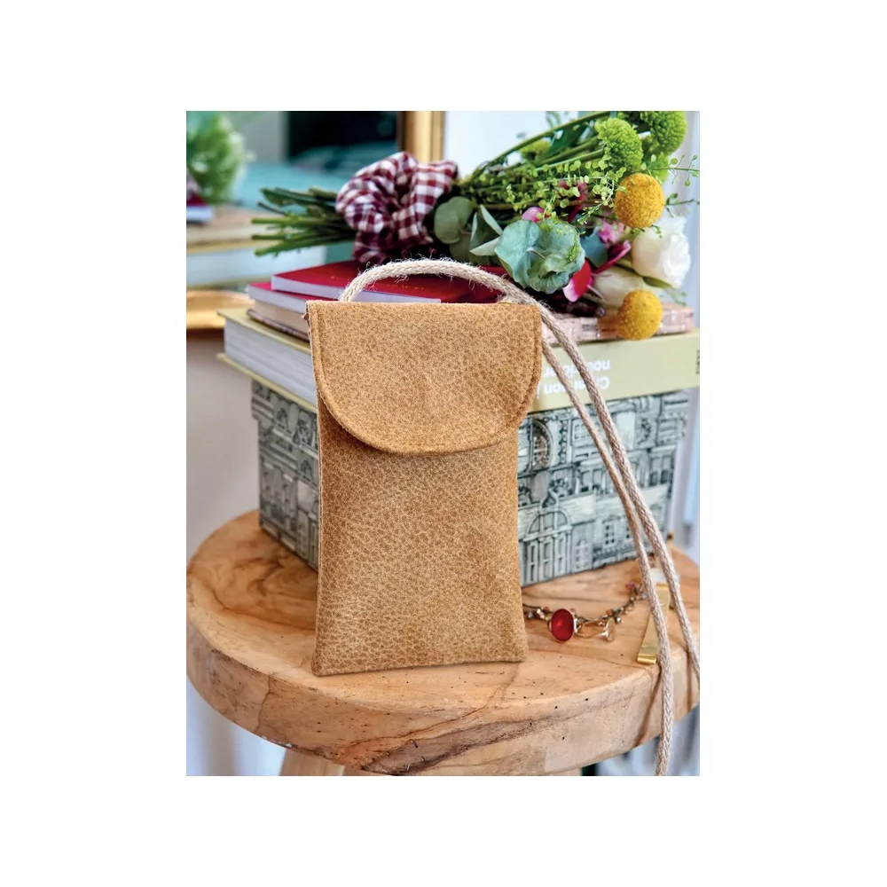 Livre Des cadeaux en couture sans patrons par Huguette Paillettes  - 21