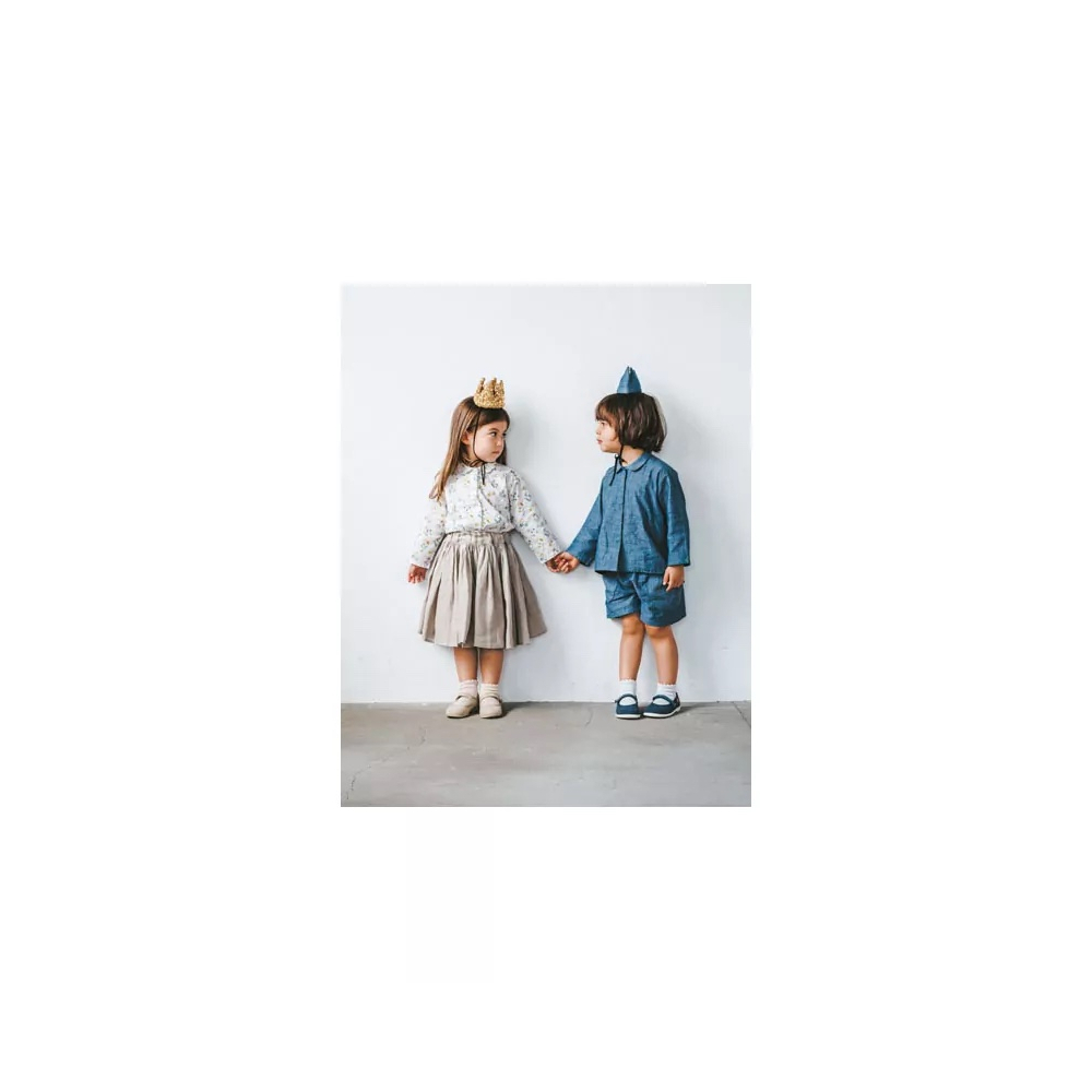 Livre 24 patrons de couture Vêtements unisexes pour enfant  - 3 Livre 24 patrons de couture Vêtements unisexes pour enfant  - 3
