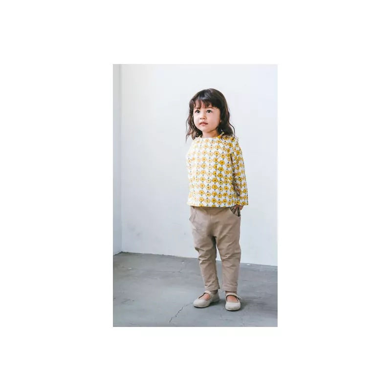 Livre 24 patrons de couture Vêtements unisexes pour enfant  - 19 Livre 24 patrons de couture Vêtements unisexes pour enfant  - 19