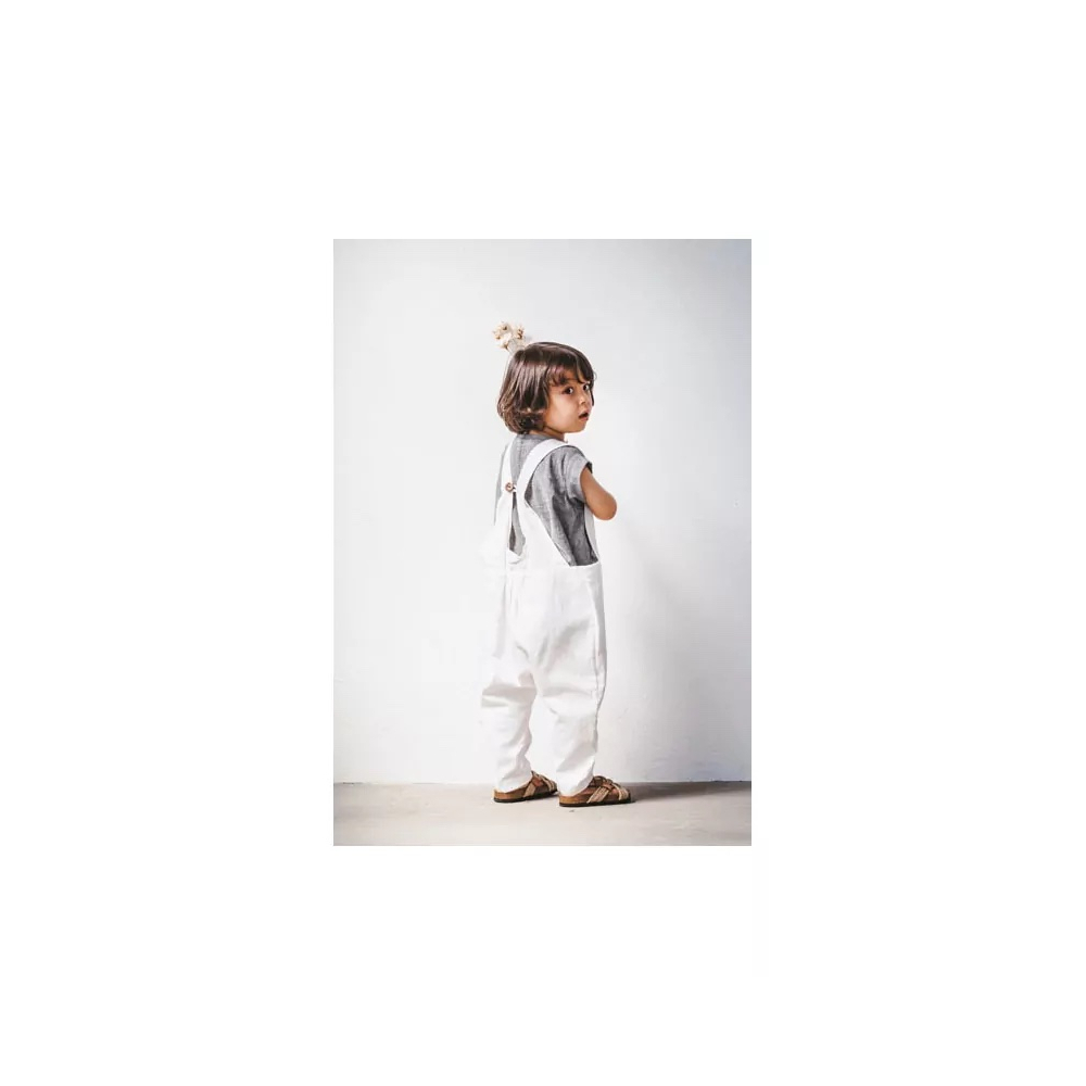 Livre 24 patrons de couture Vêtements unisexes pour enfant  - 20 Livre 24 patrons de couture Vêtements unisexes pour enfant  - 20