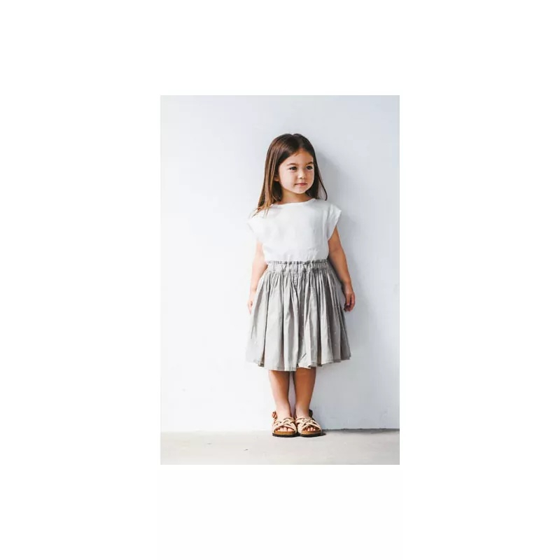 Livre 24 patrons de couture Vêtements unisexes pour enfant  - 25 Livre 24 patrons de couture Vêtements unisexes pour enfant  - 25