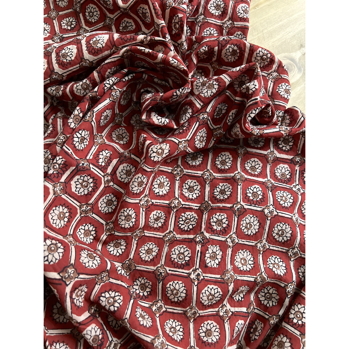 Tissu indien coton hand block traditionnel Rouge foncé Batikou - 6 Tissu indien coton hand block traditionnel Rouge foncé Batikou - 6