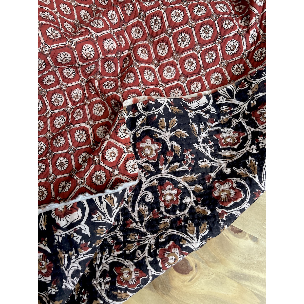 Tissu indien matelassé double face coton hand block largeur 100cm Qualité Oeko-tex - 4 Tissu indien matelassé double face coton hand block largeur 100cm Qualité Oeko-tex - 4