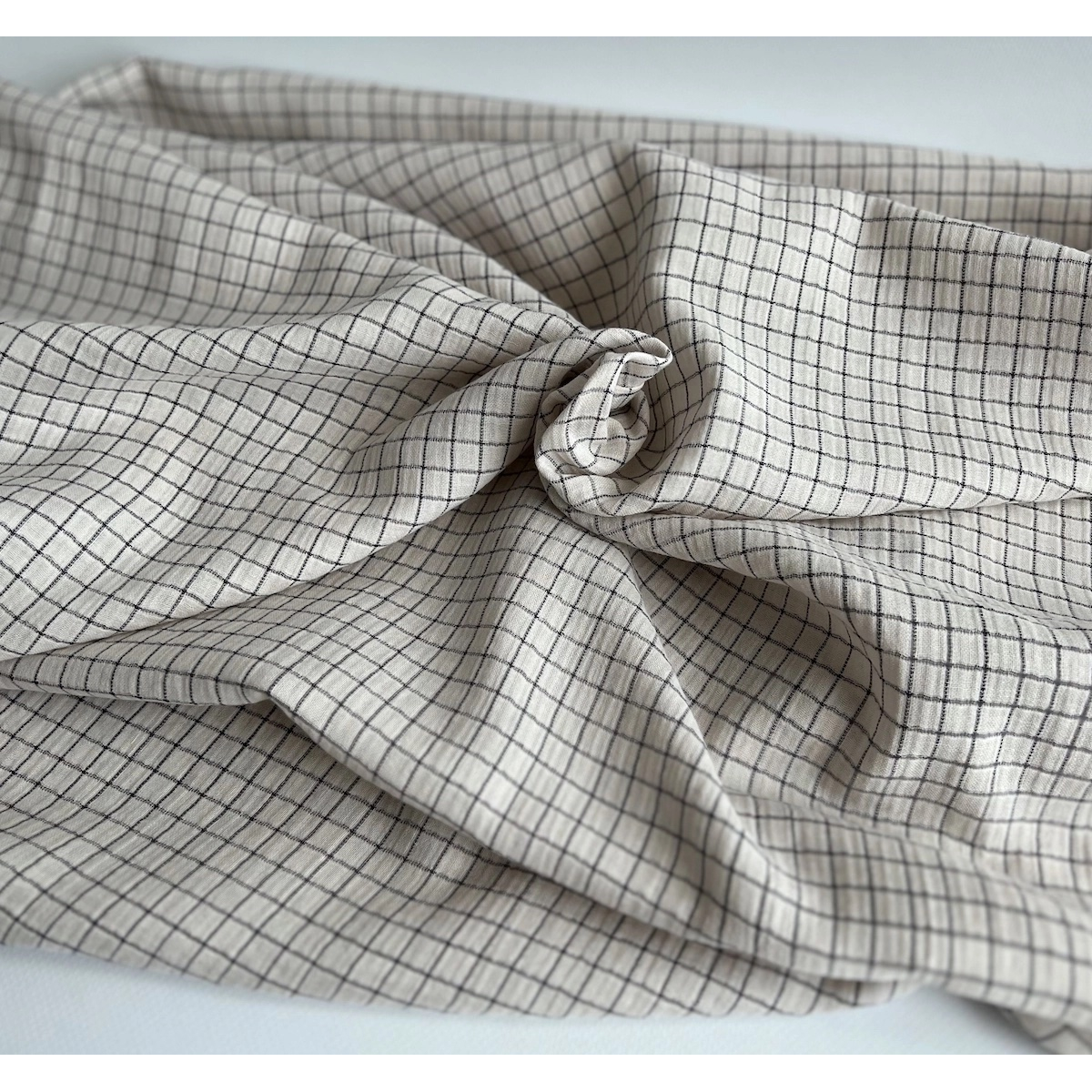 Theo - Gaze de coton lisse tissage carreaux coloris crème Theo - Gaze de coton lisse tissage carreaux coloris crème