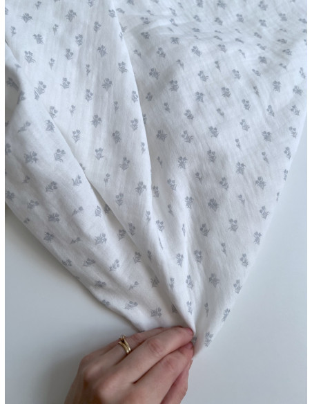 Madeleine - Double gaze de coton BIO blanc motif tulipes brume Tissus issus de l'agriculture biologique  - 8
