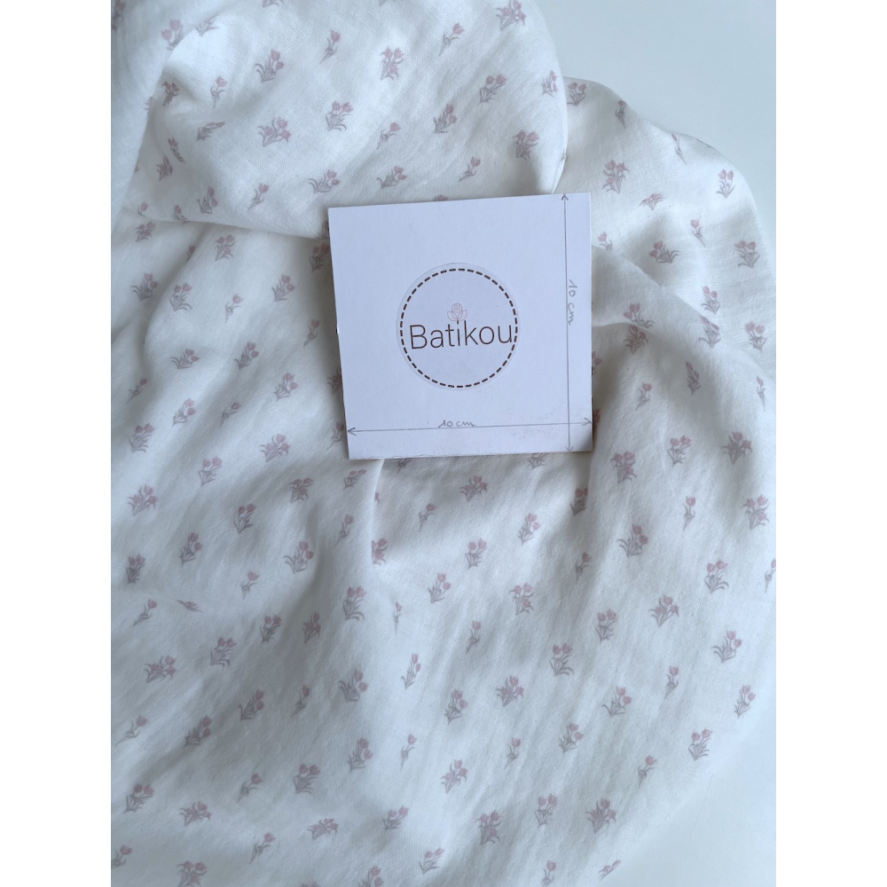 Madeleine - Double gaze de coton BIO blanc motif tulipes rose poudré Tissus issus de l'agriculture biologique  - 8