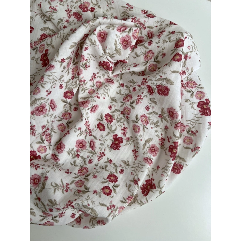 Romy - Double gaze de coton BIO blanc motif pourpre et vert Tissus issus de l'agriculture biologique  - 5