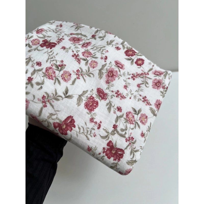 Romy - Double gaze de coton BIO blanc motif pourpre et vert Tissus issus de l'agriculture biologique  - 11