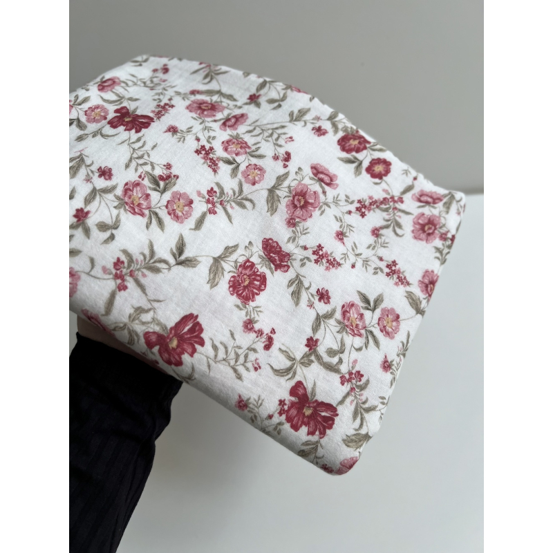 Romy - Double gaze de coton BIO blanc motif pourpre et vert Tissus issus de l'agriculture biologique  - 11