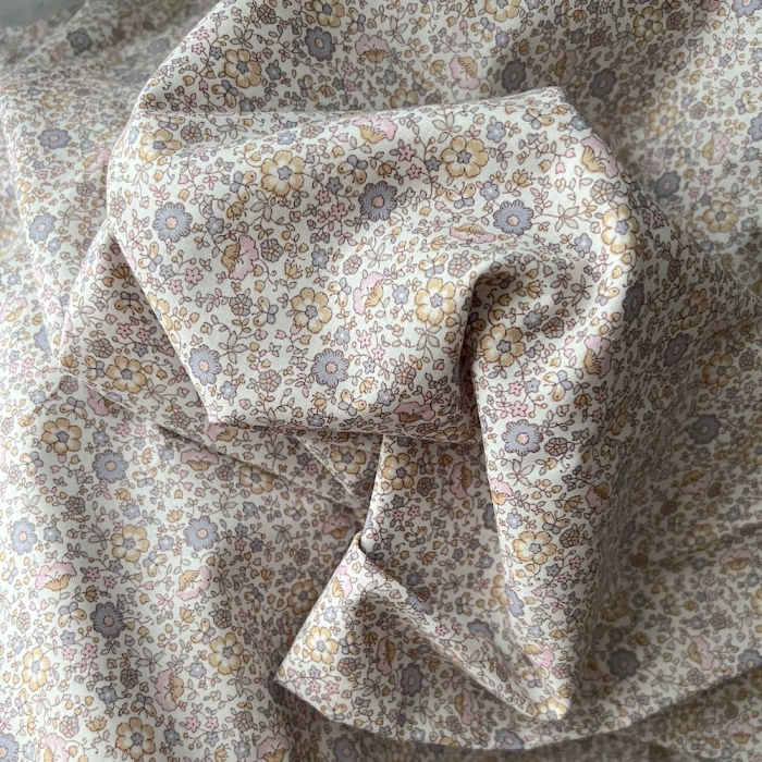 Capucine - Batiste de coton SILKYNE imprimé fleuri pastel Tissus issus de l'agriculture biologique  - 1