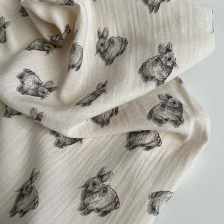 Double gaze de coton BIO écru motif exclusif lapins Tissus issus de l'agriculture biologique  - 1 Double gaze de coton BIO écru motif exclusif lapins Tissus issus de l'agriculture biologique  - 1