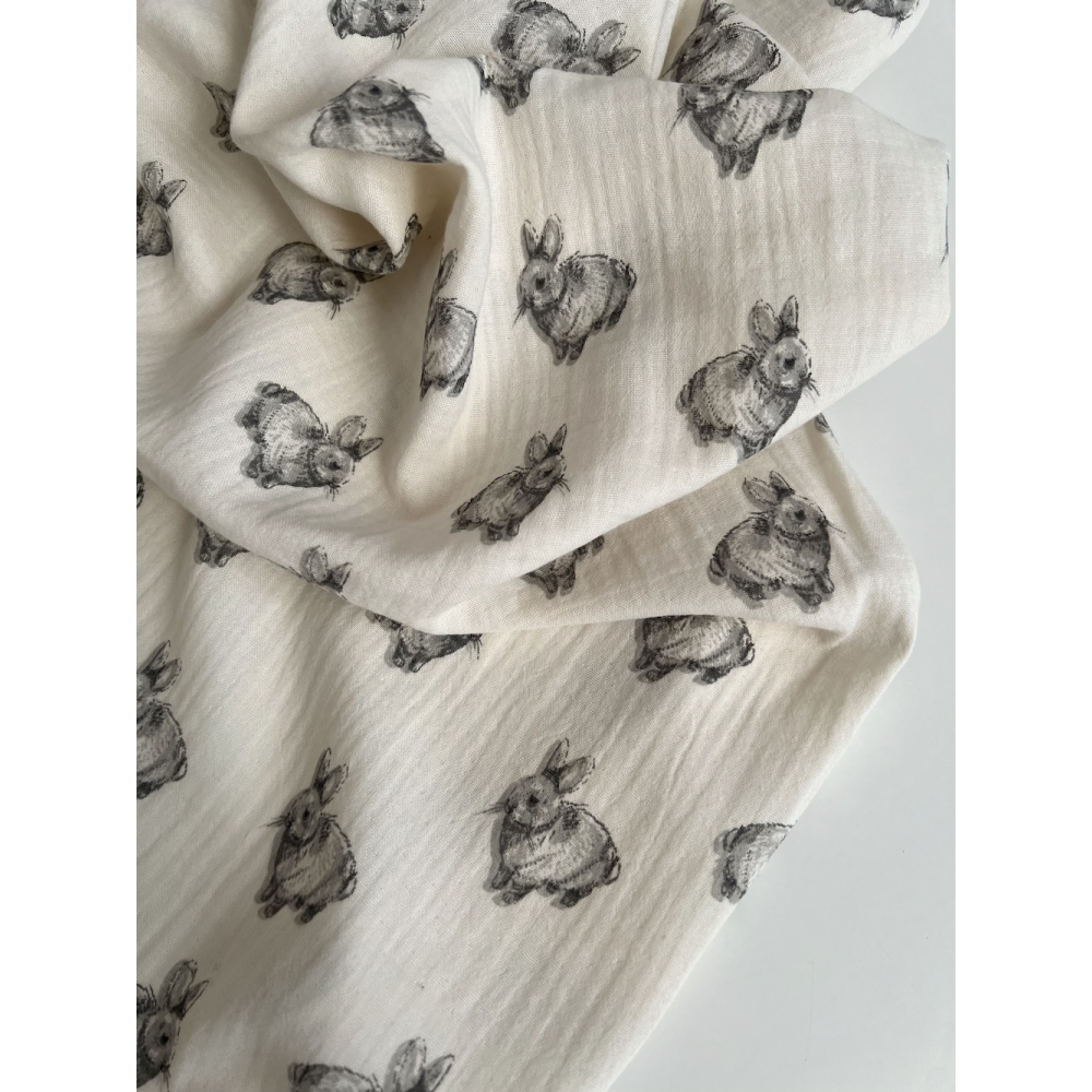 Double gaze de coton BIO écru motif exclusif lapins Tissus issus de l'agriculture biologique  - 3