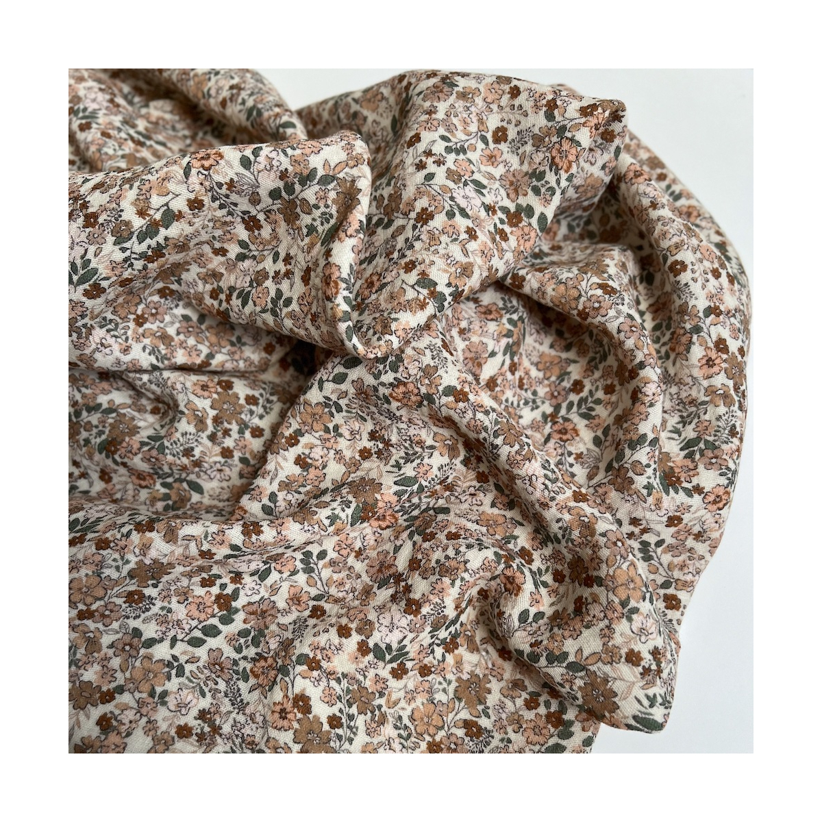 Double gaze de coton imprimé fleuri teintes camel Qualité Oeko-tex - 1