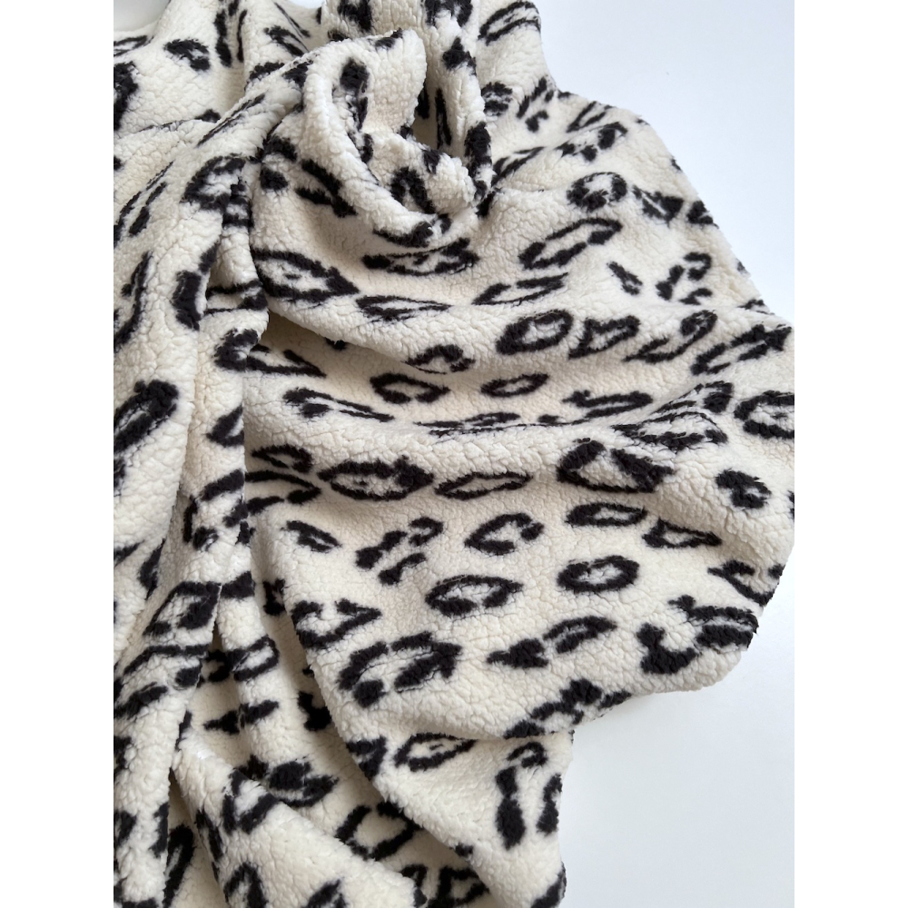 Teddy / moumoute bouclé fond lait motif Graou Mailles - 4