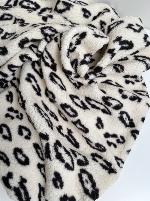 Teddy / moumoute bouclé fond lait motif Graou Mailles - 5