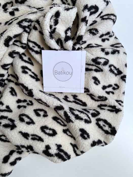 Teddy / moumoute bouclé fond lait motif Graou Mailles - 6